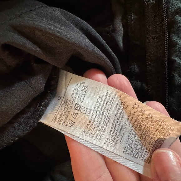 Old Navy Women's Black Skinny Pants High-Rise Pixie Skinny Size 12 - Picture 5 of 6